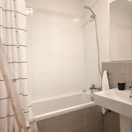 Апартаменти Elegant Afi With Panoramic View - Metro Laminorului Бухарест