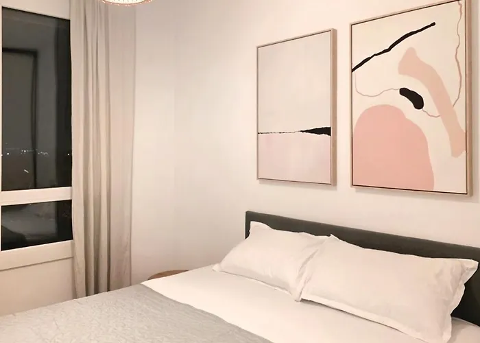 Elegant Afi With Panoramic View - Metro Laminorului شقة