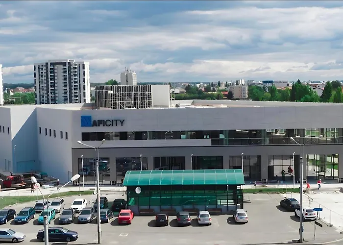 Апартаменти Elegant Afi With Panoramic View - Metro Laminorului *